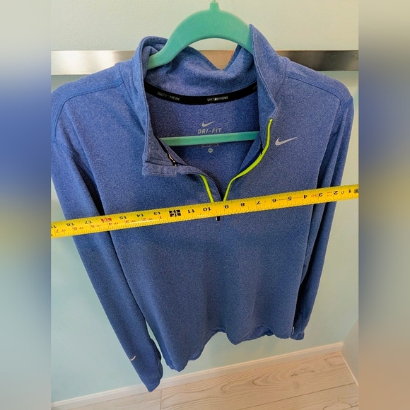 Nike Light Weight Unisex Half-Zip Pullover - Picture 5 of 8
